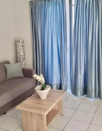 Handra Seaview Apartment *